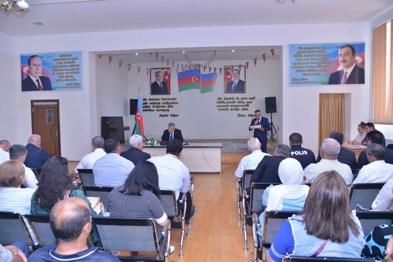 Süleyman Mikayılov Ələt sakinləri ilə görüşdü - FOTOLAR